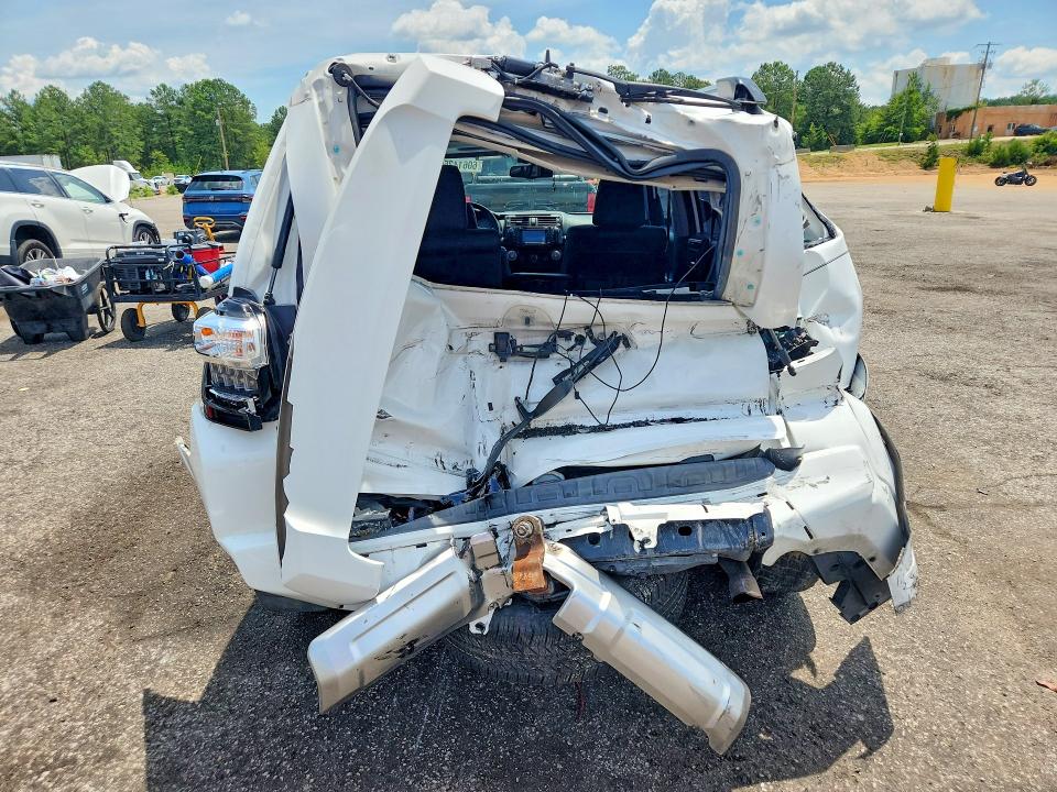 2017 Toyota 4runner VIN JTEBU5JR5H5445027 COPART salvage auction — REAR END, Salvage Title, sold $2,900 on 2026-07-24 (photo 6)