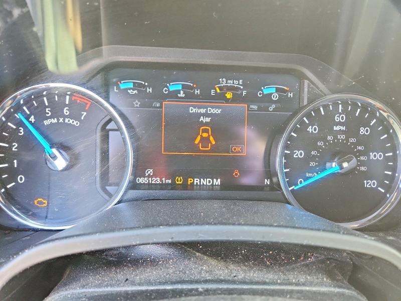 2019 Ford Expedition VIN 1FMJU1HT6KEA16167 COPART salvage auction — MINOR DENT/SCRATCHES, Tx - Certificate Of Title (P), sold $9,400 on 2026-07-28 (photo 9)