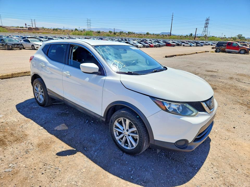 2018 Nissan Rogue sport VIN JN1BJ1CP5JW184552 COPART salvage auction — REAR END, Az - Cert Of Title - Salvage, sold $2,500 on 2026-07-10 (photo 4)