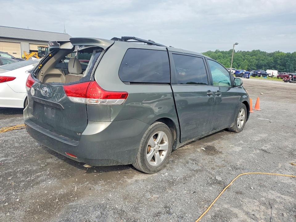 2013 Toyota Sienna VIN 5TDKK3DCXDS306506 COPART salvage auction — ALL OVER, PA - CERTIFICATE OF SALVAGE, sold $1,700 on 2026-07-23 (photo 3)