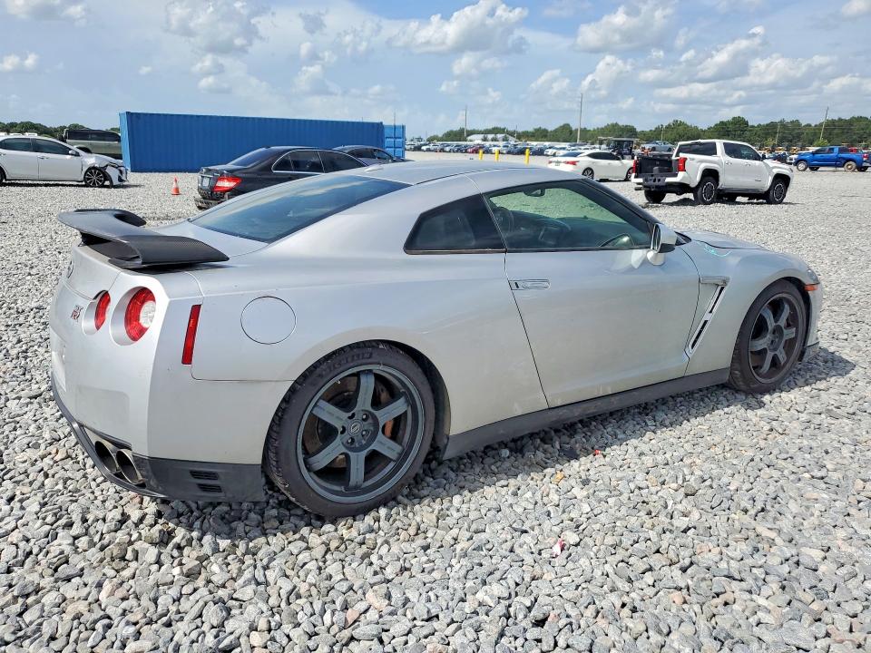2016 Nissan Gt-r VIN JN1AR5EF8GM290160 COPART salvage auction — FRONT END, FL - CERT OF TITLE SLVG REBUILDABLE, sold $44,500 on 2026-07-27 (photo 3)