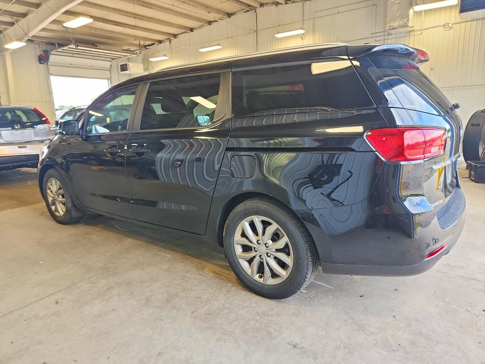 2020 Kia SEDONA VIN KNDMB5C18L6642206 COPART salvage auction — SIDE, MN - CERT OF TITLE-SALVAGE, sold $250 on 2026-07-28 (photo 2)