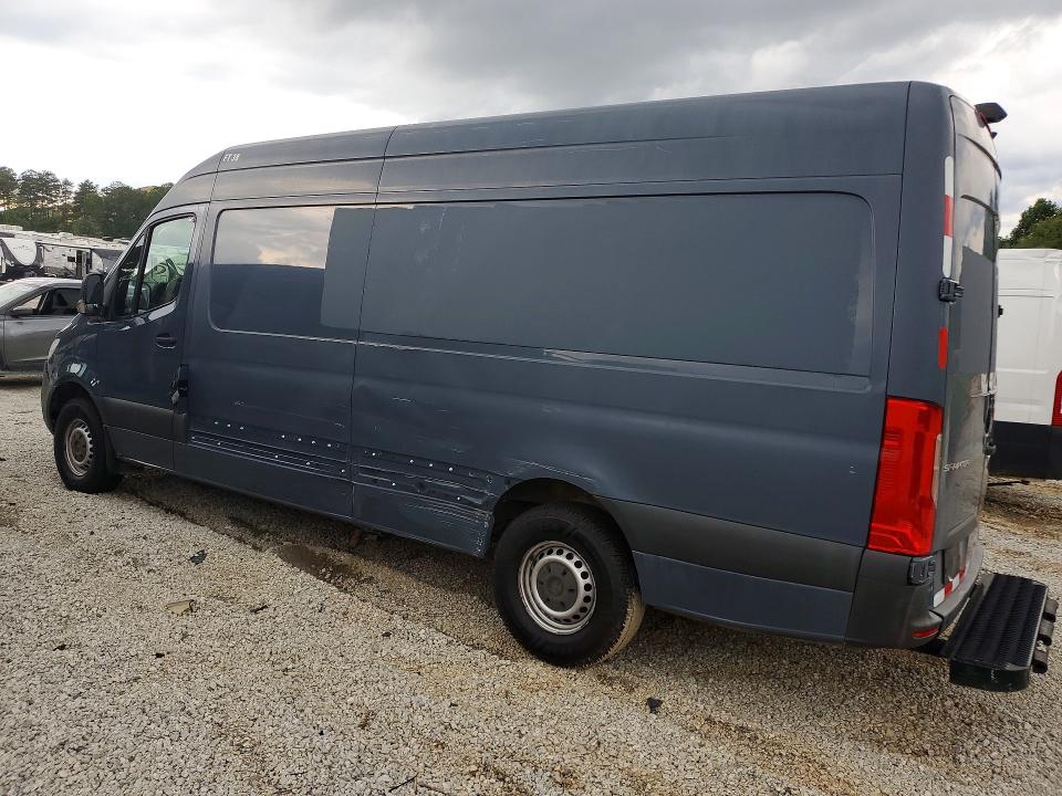 2019 Mercedes-benz Sprinter VIN WD4PF1CD0KP134220 COPART salvage auction — ALL OVER, GA - CERTIFICATE OF TITLE (P), sold $7,200 on 2026-07-29 (photo 2)