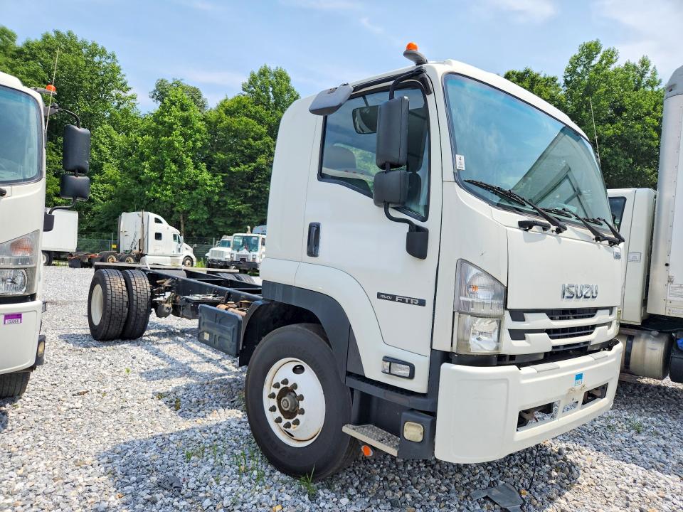 2019 Isuzu FTR VIN 54DK6S161KSG00926 COPART salvage auction — MINOR DENT/SCRATCHES, MD - CERTIFICATE OF TITLE, sold $8,700 on 2026-07-28 (photo 4)