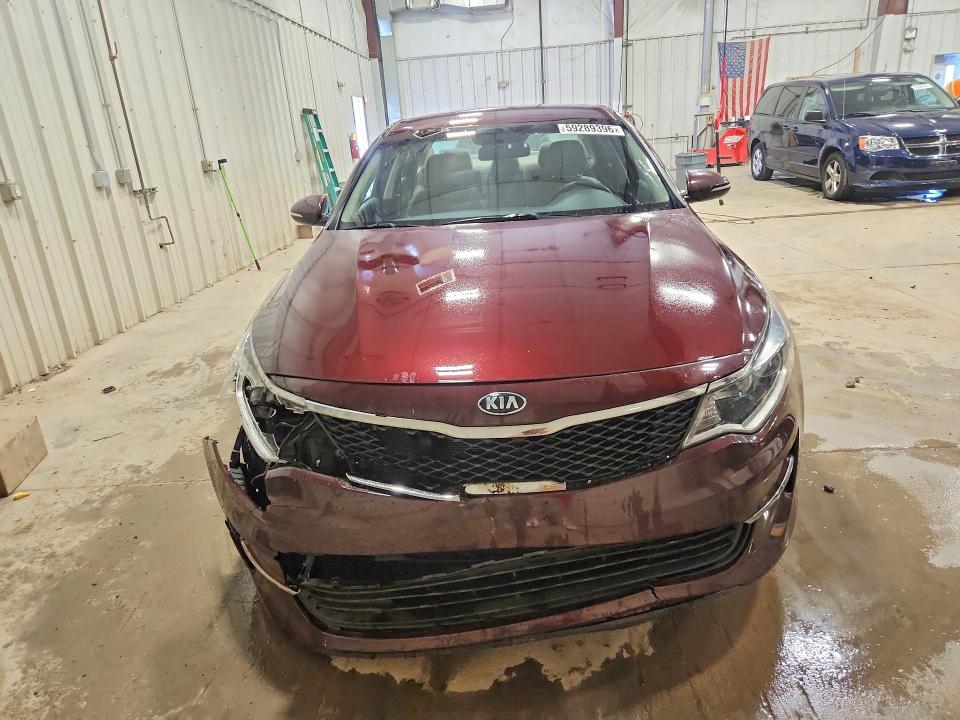 2017 Kia VIN 5XXGT4L30HG151790 COPART salvage auction — FRONT END, Salvage Title, sold $1,050 on 2026-07-27 (photo 5)