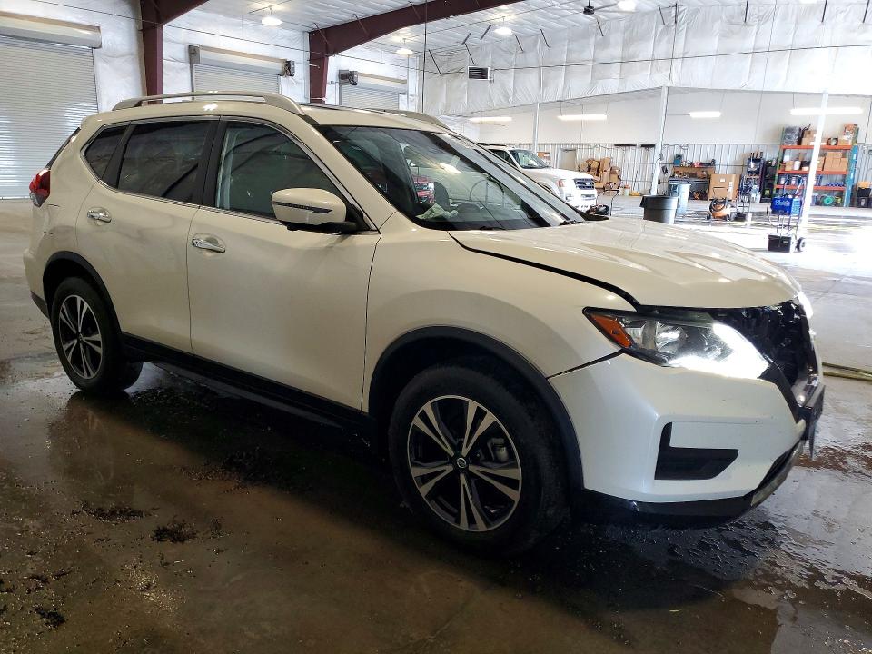 2019 Nissan Rogue VIN JN8AT2MV7KW402261 COPART salvage auction — FRONT END, MN - CERT OF TITLE-SALVAGE, sold $5,200 on 2026-07-13 (photo 4)