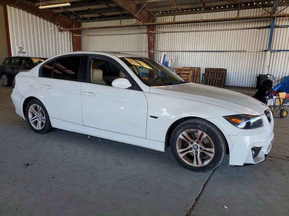 2008 BMW 3 series VIN WBAVA37548NL48109 COPART salvage auction — REAR END, CA - SALVAGE CERTIFICATE, sold $700 on 2026-07-20 (photo 4)