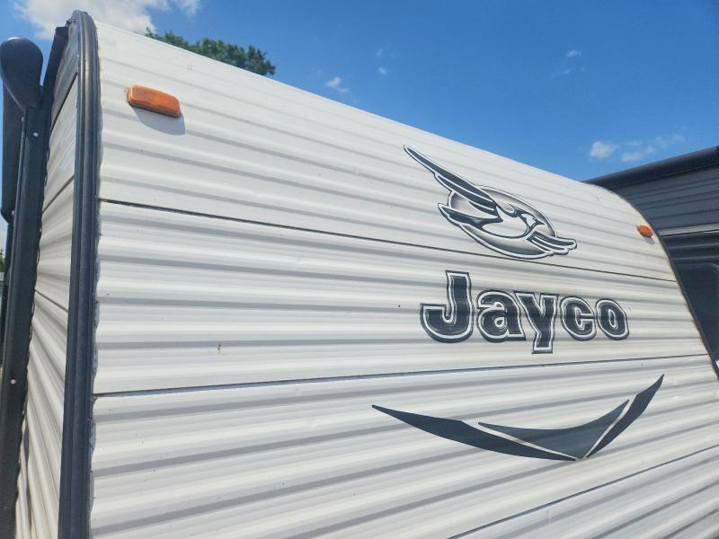 2016 Jay Rv trailer VIN 1UJBJ0BL6G17Z0387 COPART salvage auction — HAIL, AR - CERTIFICATE OF TITLE, sold $3,500 on 2026-09-22 (photo 9)