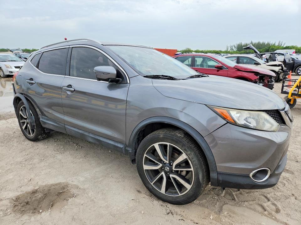 2018 Nissan Rogue VIN JN1BJ1CPXJW162336 COPART salvage auction — REAR END, Fl - Cert Of Title Slvg Rebuildable, sold $1,200 on 2026-07-29 (photo 4)