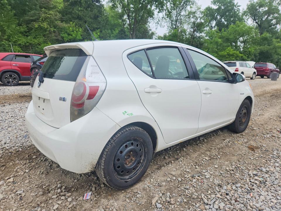 2014 Toyota Prius c VIN JTDKDTB33E1562465 COPART salvage auction — SIDE, Oh - Cert Of Title-Salvage, sold $1,400 on 2026-07-15 (photo 3)