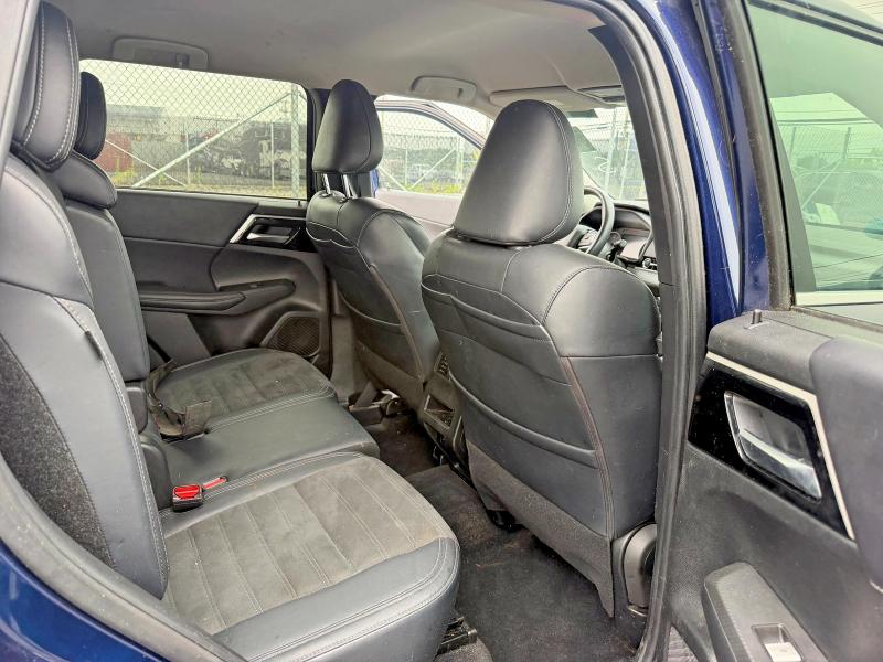 2023 Mitsubishi Outlander VIN JA4J4UA8XPZ055253 COPART salvage auction — SIDE, Pa - Cert Of Title (P), sold $9,600 on 2026-07-20 (photo 6)