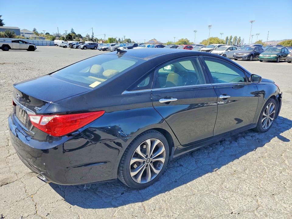 2013 Hyundai Sonata VIN 5NPEC4AB7DH805507 COPART salvage auction — FRONT END, Ca - Salvage Certificate, sold $750 on 2026-07-31 (photo 3)