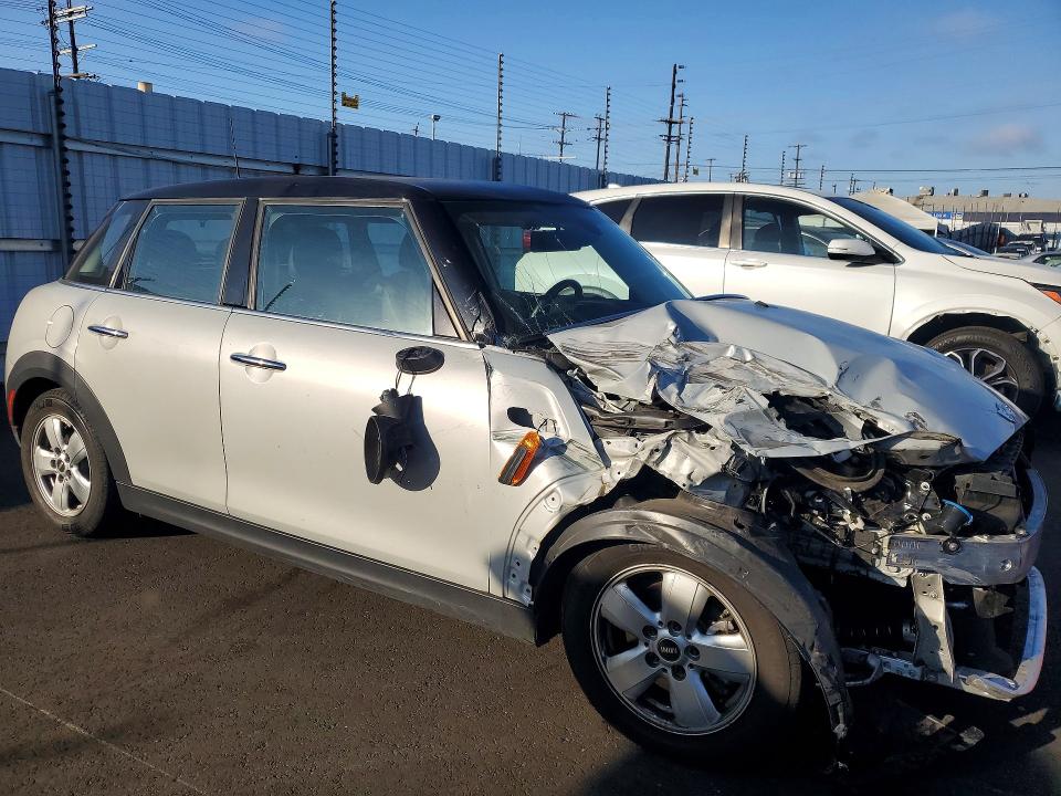 2016 Mini Cooper VIN WMWXU1C55G2D10823 COPART salvage auction — FRONT END, Ca - Salvage Certificate, sold $1,750 on 2026-08-19 (photo 4)
