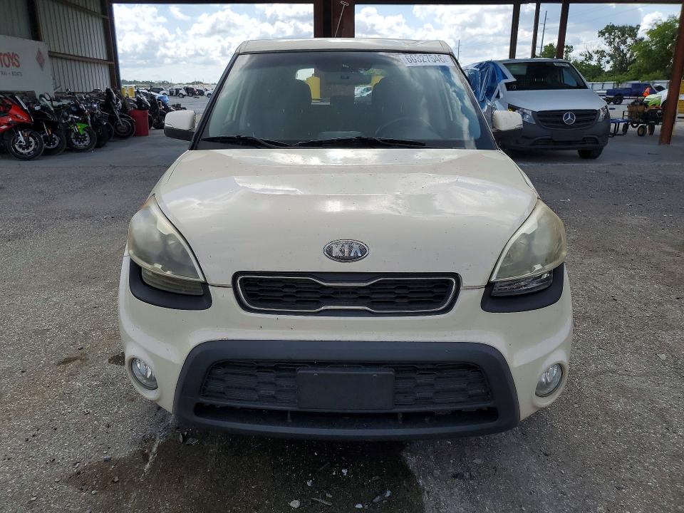 2013 Kia Soul VIN KNDJT2A6XD7756619 COPART salvage auction — FRONT END, Fl - Cert Of Title Slvg Rebuildable, sold $250 on 2026-07-28 (photo 5)