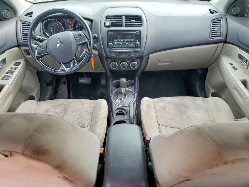 2017 Mitsubishi Outlander VIN JA4AP3AU9HZ014144 COPART salvage auction — FRONT END, In - Certificate Of Title (P), sold $3,250 on 2026-07-24 (photo 8)
