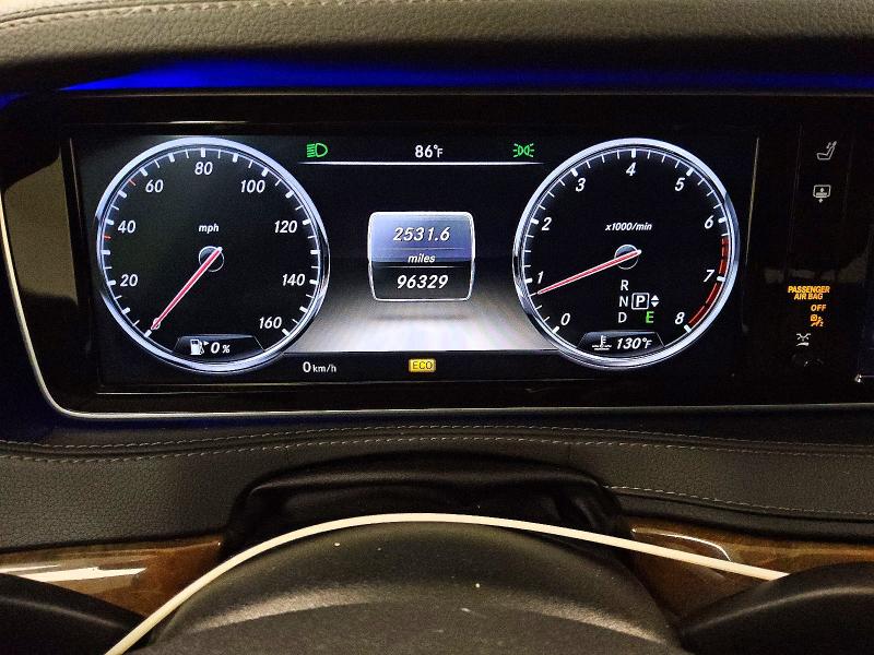2014 Mercedes-benz S class VIN WDDUG8CB2EA049961 COPART salvage auction — MINOR DENT/SCRATCHES, TX - CERTIFICATE OF TITLE, sold $4,750 on 2026-07-23 (photo 9)