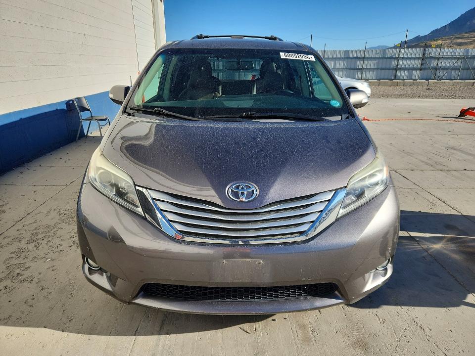 2017 Toyota Sienna VIN 5TDDZ3DC5HS158727 COPART salvage auction — MECHANICAL, Fl - Certificate Of Title, sold $150 on 2026-07-27 (photo 5)