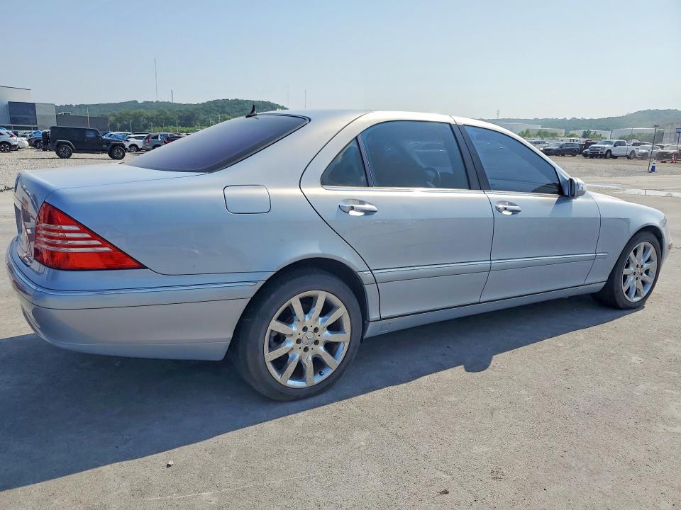 2003 Mercedes-benz S class VIN WDBNG70J93A371691 COPART salvage auction — MINOR DENT/SCRATCHES, Ok - Certificate Of Title (P), sold $950 on 2026-07-31 (photo 3)