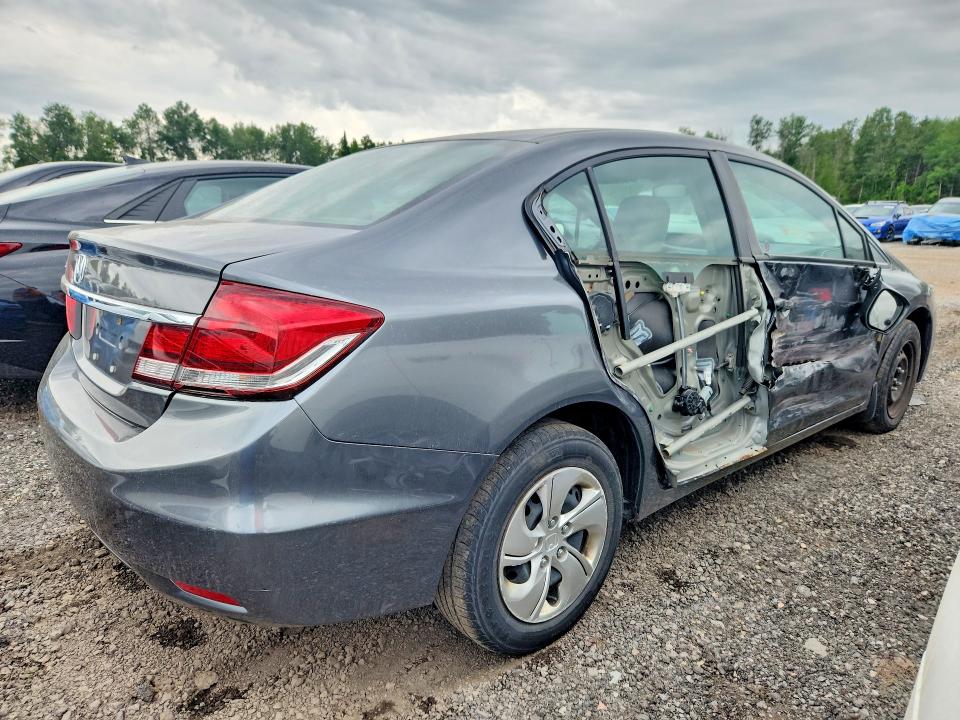 2013 Honda Civic VIN 2HGFB2F44DH105184 COPART salvage auction — SIDE, ON - PERMIT NO BRAND - UNFIT, sold $2,500 on 2026-07-28 (photo 3)