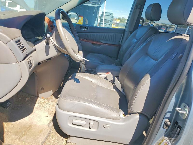 2008 Toyota Sienna VIN 5TDZK22C48S152280 COPART salvage auction — MINOR DENT/SCRATCHES, Ca - Dis/Dlr/Exp App For Dup Clean, sold $700 on 2026-07-30 (photo 7)