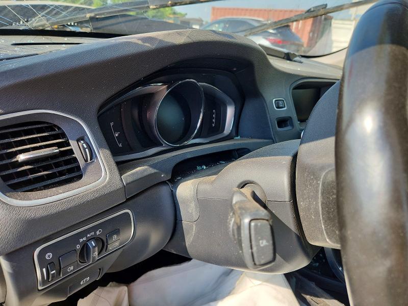 2016 Volvo S60 VIN YV1612TK5G2391476 COPART salvage auction — ALL OVER, Ct - Cert Of Title-Parts Only Salva, sold $1,100 on 2026-08-18 (photo 9)