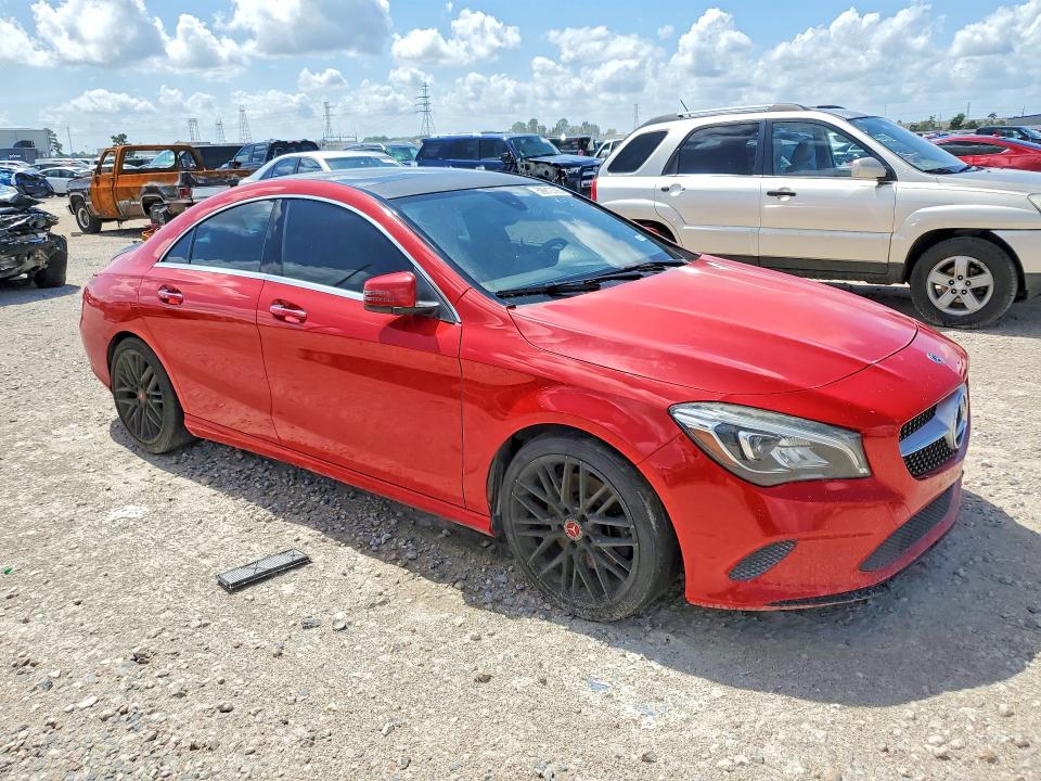 2018 Mercedes-benz Cla-klasse VIN WDDSJ4EBXJN631159 COPART salvage auction — MINOR DENT/SCRATCHES, TX - CERTIFICATE OF TITLE, sold $5,100 on 2026-07-27 (photo 4)