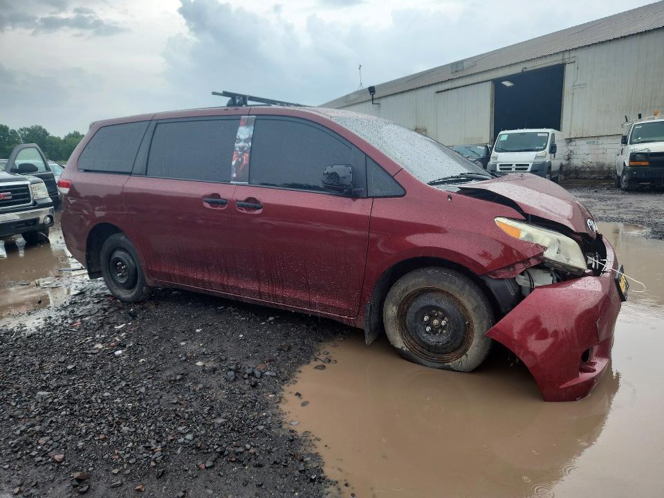 2012 Toyota Sienna VIN 5TDKA3DC4CS016358 COPART salvage auction — FRONT END, Salvage Title, sold $900 on 2026-07-20 (photo 4)