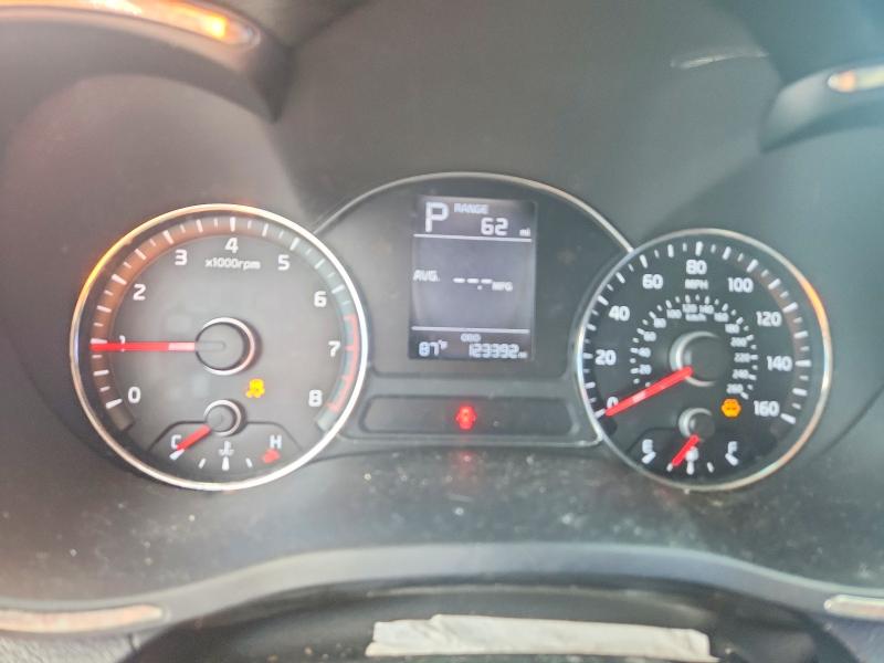 2017 Kia Forte VIN 3KPFK4A75HE110973 COPART salvage auction — MINOR DENT/SCRATCHES, Fl - Certificate Of Title, sold $1,443 on 2026-07-04 (photo 9)