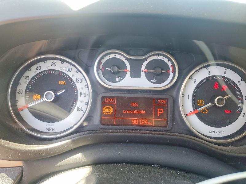 2014 Fiat 500 VIN ZFBCFACH1EZ009010 COPART salvage auction — FRONT END, Salvage Title, sold $400 on 2026-08-07 (photo 9)