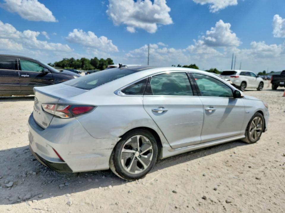 2019 Hyundai VIN KMHE34L33KA092773 COPART salvage auction — REAR END, TX - SALVAGE VEHICLE TITLE (P), sold $1,250 on 2026-07-16 (photo 3)