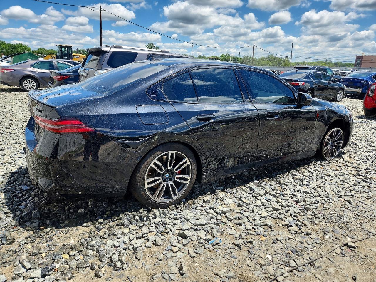 2024 BMW 5 Series VIN WBA53FJ09RCT07531 COPART salvage auction — Front End, NJ - CERT OF TITLE-SALVAGE, sold $26,750 on 2026-08-19 (photo 3)