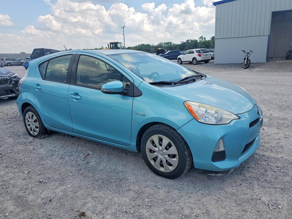 2014 Toyota Prius c VIN JTDKDTB34E1079597 COPART salvage auction — NORMAL WEAR, Ny - Certificate Of Title, sold $1,150 on 2026-07-20 (photo 4)