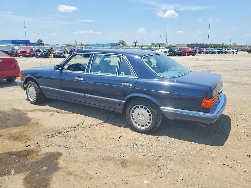 1990 Mercedes-benz 560 VIN WDBCA39E8LA549971 COPART salvage auction — MINOR DENT/SCRATCHES, MI - CERTIFICATE OF TITLE, sold $5,100 on 2026-07-10 (photo 2)
