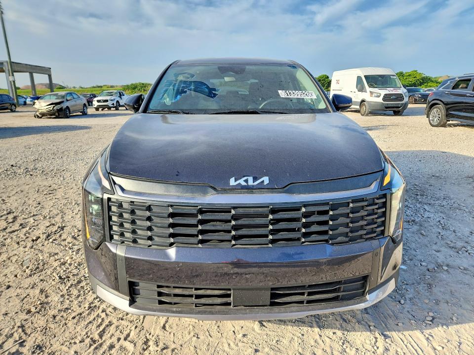 2026 Kia Sportage VIN 5XYK23DF0TG391992 COPART salvage auction — SIDE, Ct - Clean Title, sold $150 on 2026-07-27 (photo 5)