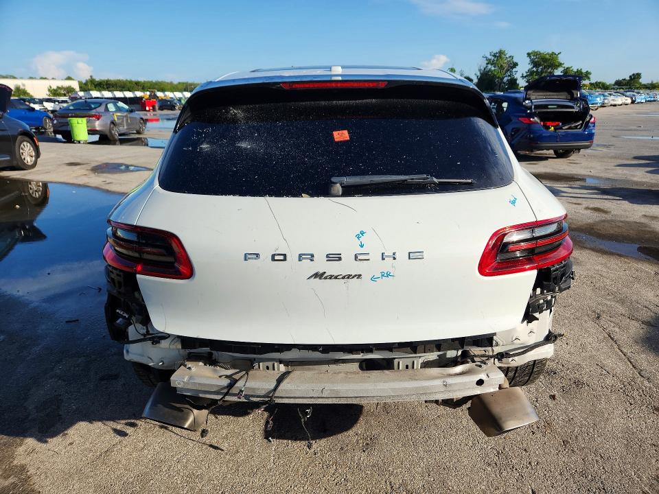 2018 Porsche Macan VIN WP1AA2A50JLB07815 COPART salvage auction — REAR END, Fl - Cert Of Title Slvg Rebuildable, sold $5,500 on 2026-08-18 (photo 6)