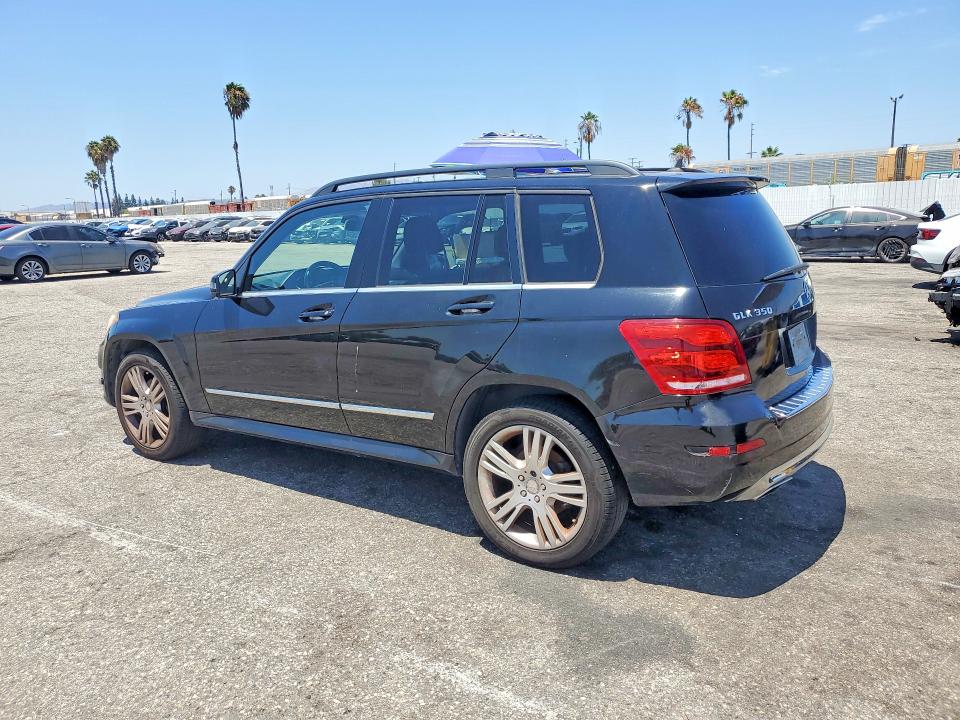 2015 Mercedes-benz Glk-klasse VIN WDCGG5HB8FG439311 COPART salvage auction — MECHANICAL, Ca - Dis/Dlr/Exp Only Clean Title, sold $875 on 2026-07-31 (photo 2)