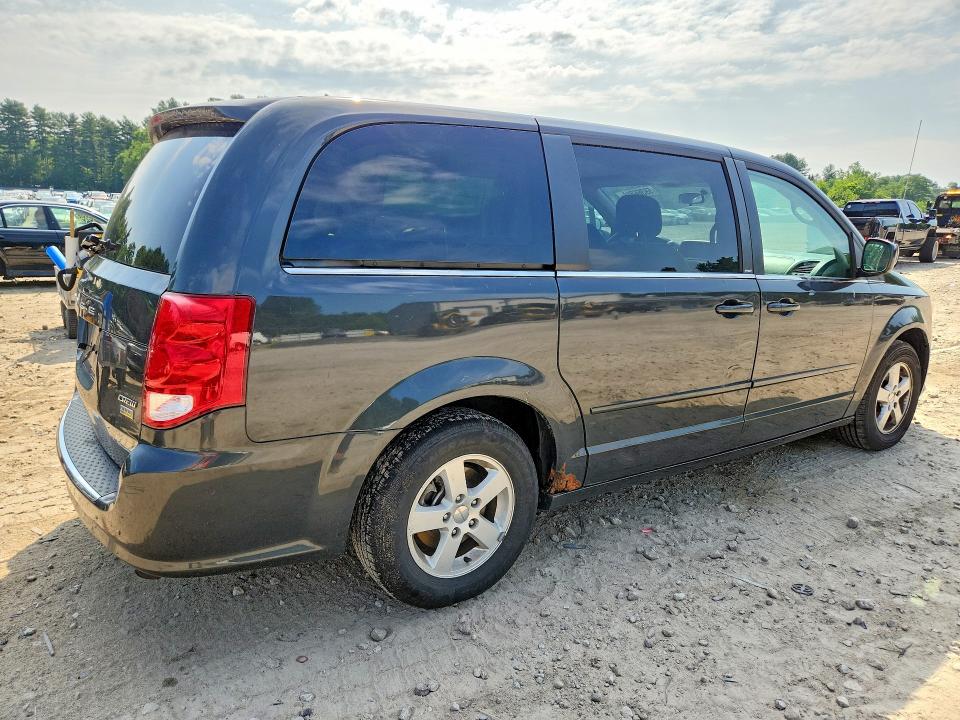 2012 Dodge Caravan VIN 2C4RDGDG3CR172142 COPART salvage auction — FRONT END, Ma - Cert Of Title-Reconstrctd Coll, sold $250 on 2026-07-27 (photo 3)
