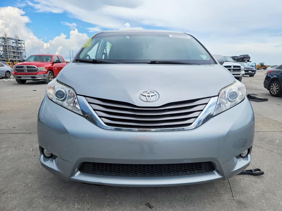 2015 Toyota Sienna VIN 5TDYK3DC8FS582339 COPART salvage auction — SIDE, La - Cert Of Title-Salvage, sold $1,750 on 2026-07-15 (photo 5)