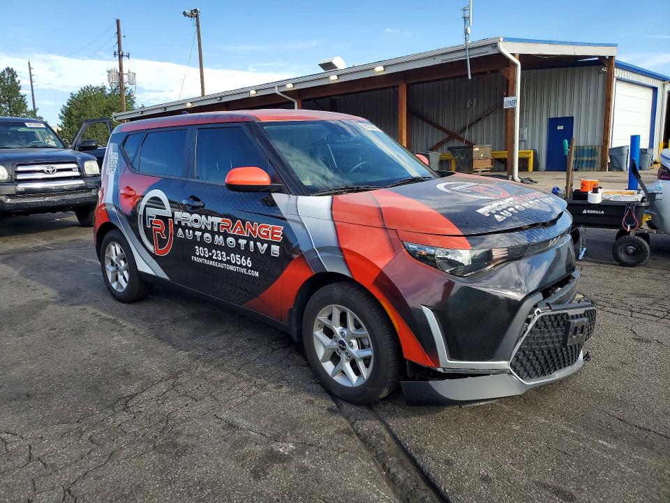 2023 Kia Soul VIN KNDJ23AU8P7895823 COPART salvage auction — FRONT END, Co - Public - Salvage Title, sold $1,100 on 2026-07-28 (photo 4)