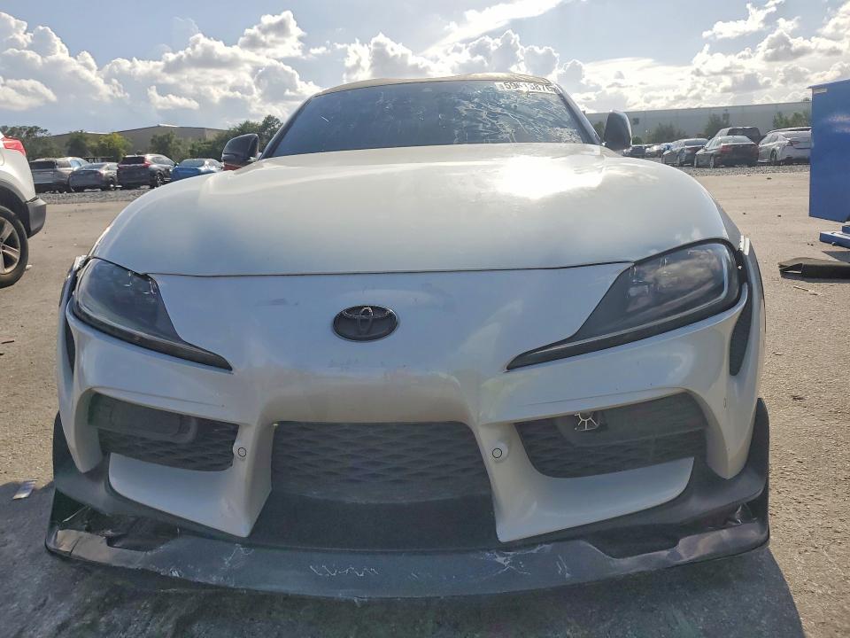 2020 Toyota Supra VIN WZ1DB4C08LW025603 COPART salvage auction — STRIPPED, Ca - Dis/Dlr/Exp Only Clean Title (P), sold $32,000 on 2026-07-28 (photo 5)