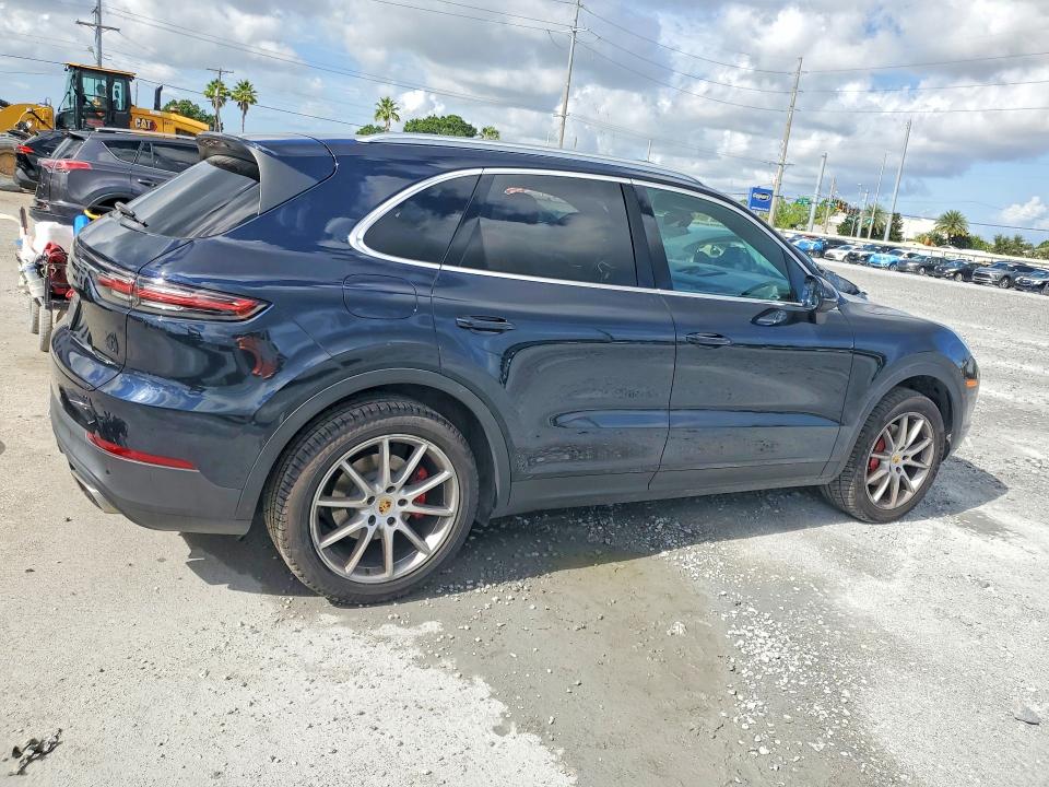 2019 Porsche VIN WP1AA2AY9KDA03717 COPART salvage auction — SIDE, Fl - Cert Of Title Slvg Rebuildable, sold $16,400 on 2026-08-07 (photo 3)