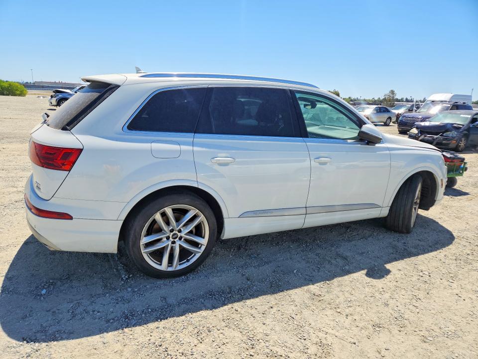 2018 Audi Q7 VIN WA1VAAF78JD017985 COPART salvage auction — FRONT END, Ca - Dis/Dlr/Exp Only Clean Title, sold $4,650 on 2026-09-08 (photo 3)