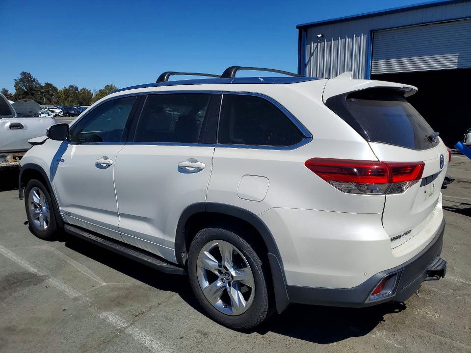 2017 Toyota Highlander VIN 5TDDGRFH2HS023366 COPART salvage auction — FRONT END, CA - SALVAGE CERTIFICATE, sold $5,200 on 2026-07-31 (photo 2)