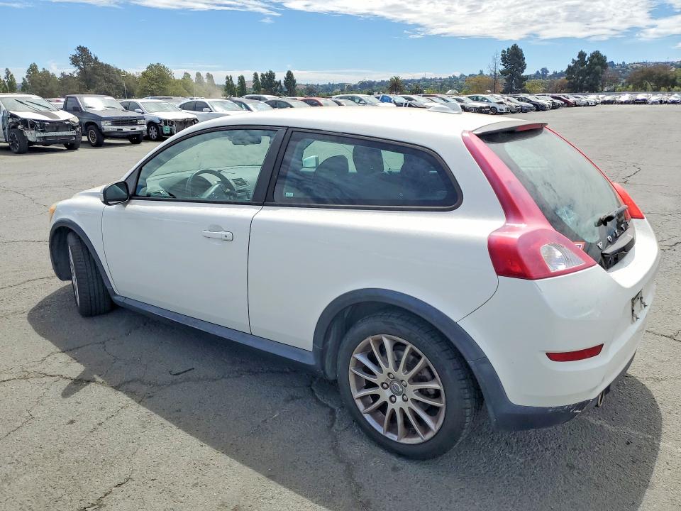 2011 Volvo C30 VIN YV1672MK3B2196949 COPART salvage auction — MINOR DENT/SCRATCHES, Ca - Salvage Certificate, sold $250 on 2026-08-07 (photo 2)