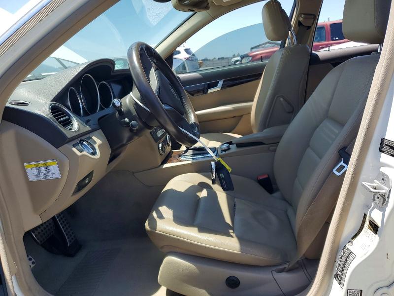 2013 Mercedes-benz C-klasse VIN WDDGF4HB4DA851587 COPART salvage auction — SIDE, Ca - Dis/Dlr/Exp Only Clean Title, sold $1,200 on 2026-08-07 (photo 7)