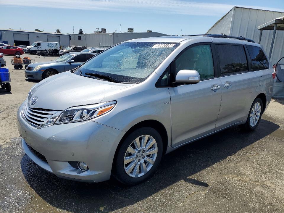 2017 Toyota Sienna VIN 5TDDZ3DCXHS186152 COPART salvage auction — MINOR DENT/SCRATCHES, CA - CERTIFICATE OF TITLE (P), sold $11,500 on 2026-07-21 (photo 1)