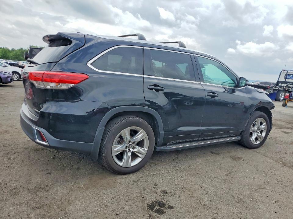 2018 Toyota Highlander VIN 5TDDZRFH7JS819627 COPART salvage auction — FRONT END, PA - CERTIFICATE OF SALVAGE, sold $9,300 on 2026-07-28 (photo 3)