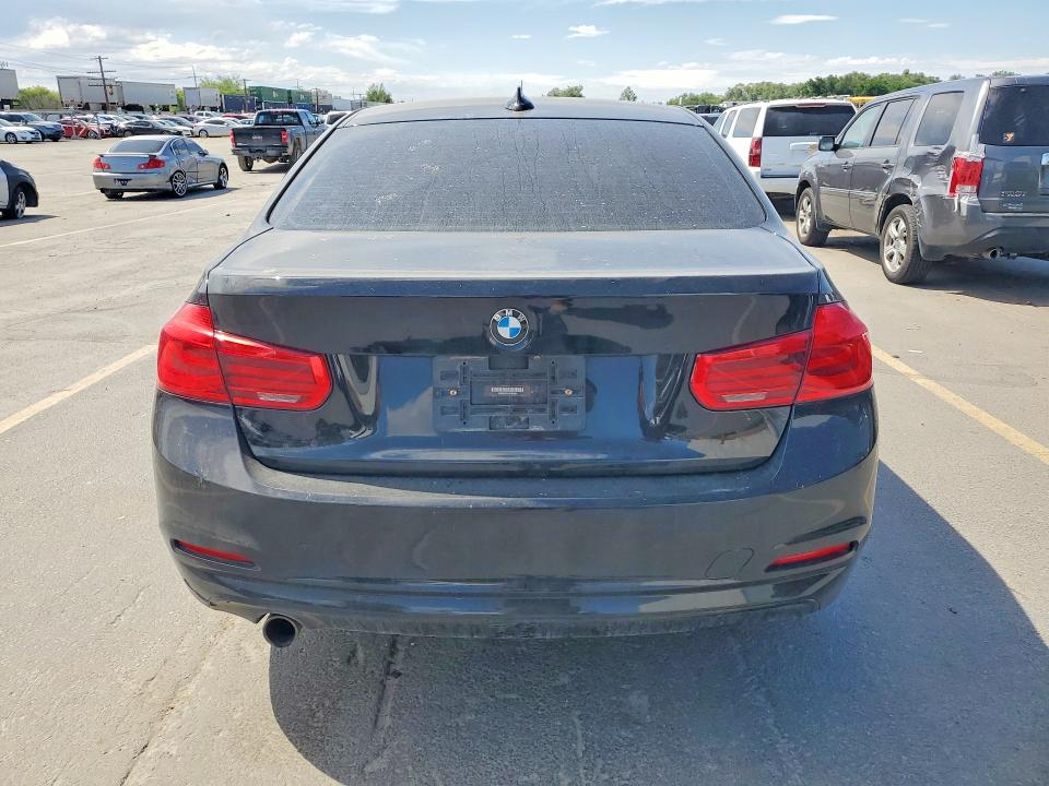 2018 BMW 3er VIN WBA8A3C54JA358655 COPART salvage auction — SIDE, Id - Salvage Certificate Of Title, sold $2,000 on 2026-07-23 (photo 6)