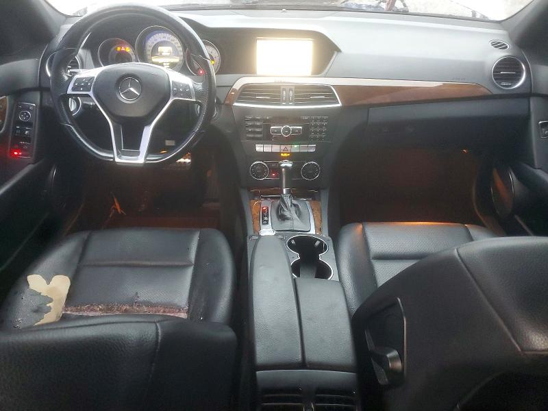2013 Mercedes-benz C-klasse VIN WDDGF8AB2DR256563 COPART salvage auction — MECHANICAL, Nc - Dealer Only Clean Title, sold $225 on 2026-08-03 (photo 8)