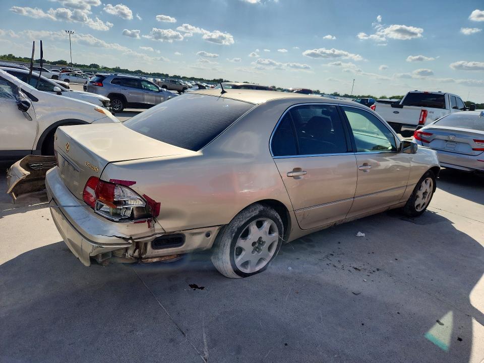 2001 Lexus Ls 430 VIN JTHBN30F410005878 COPART salvage auction — FRONT END, TX - SALVAGE VEHICLE TITLE (P), sold $250 on 2026-07-16 (photo 3)